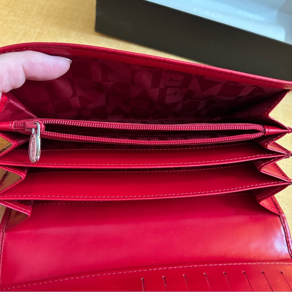 Furla Bloom Wallet Red Leather - Picture 11 of 14